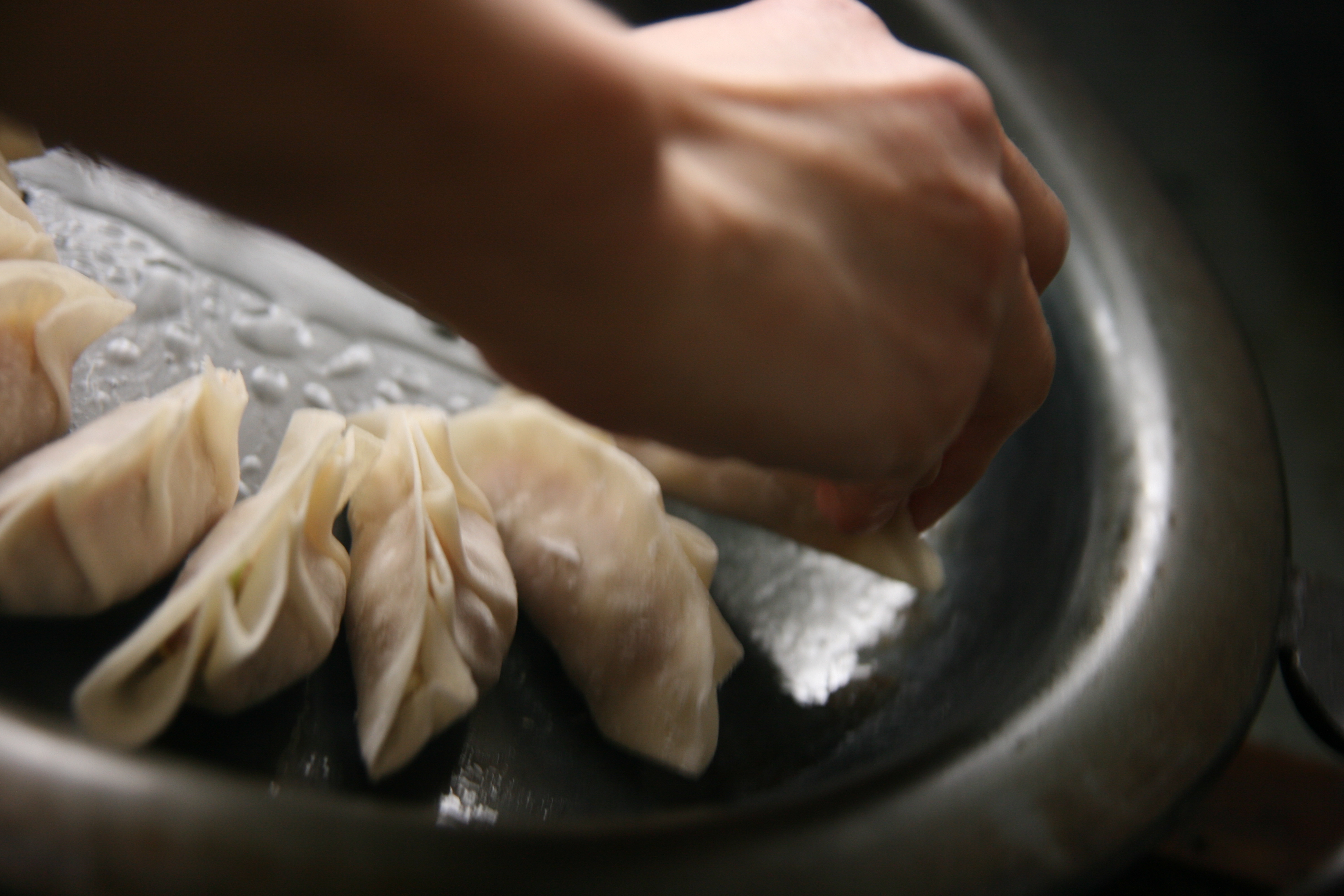 餃子並べ