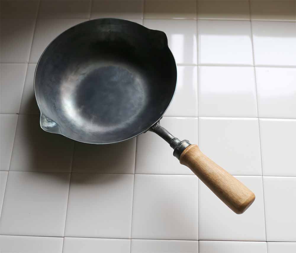 レモン型フライパンうえから2